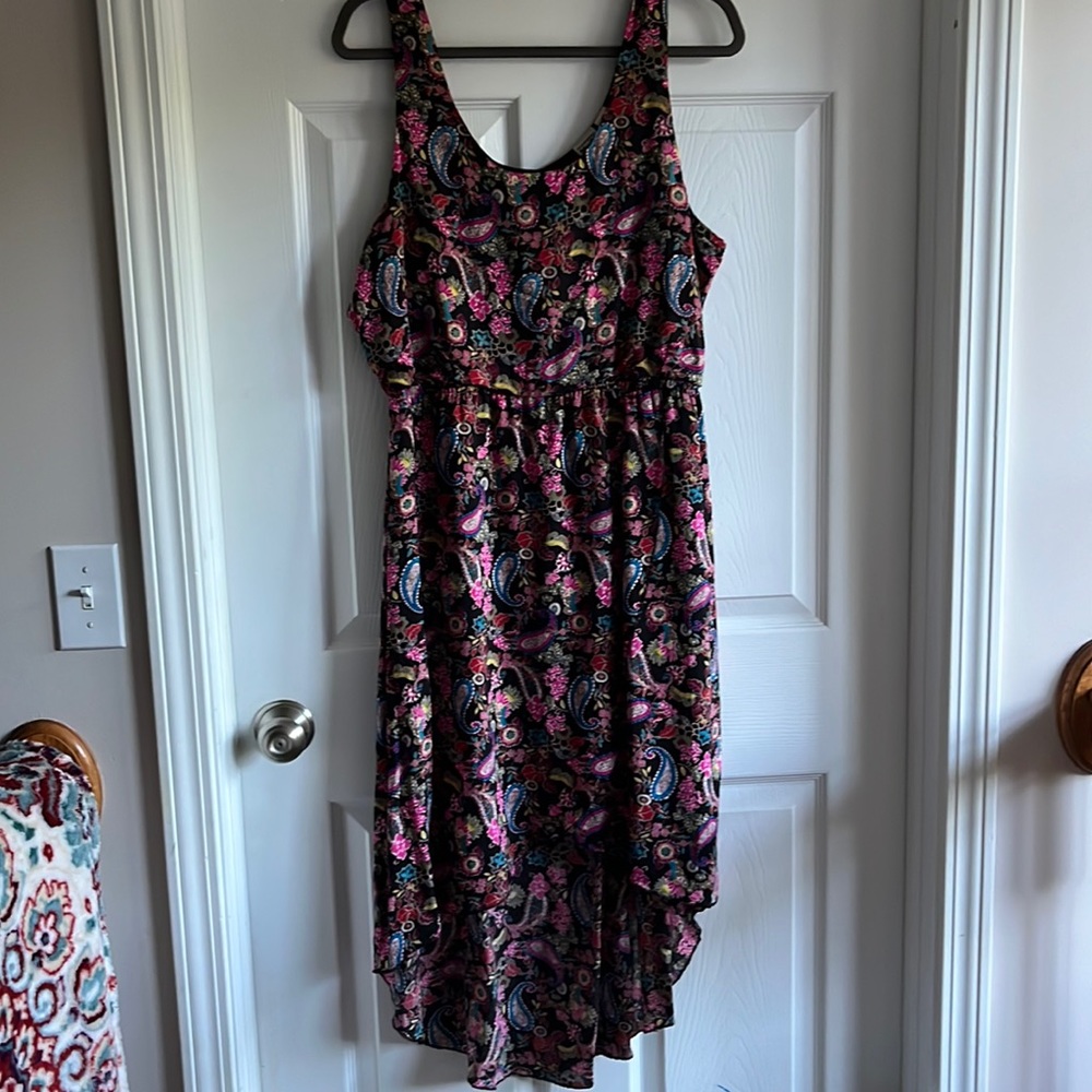 EUC! XL Juniors Dress. Fun design. HiLo Hem. Faux Wrap Style Skirt.